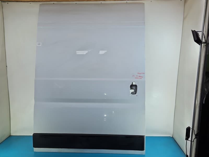 Drzwi przesuwne prawe boczne Opel Movano IV 549