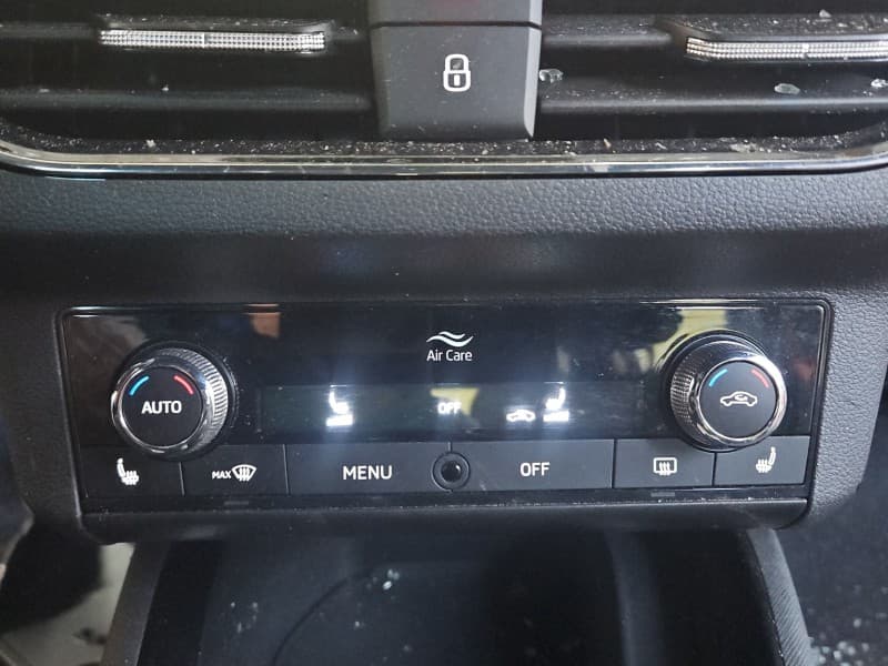 Konsola panel nawiewu Skoda Scala 19- 654907044G 5HB013709-55