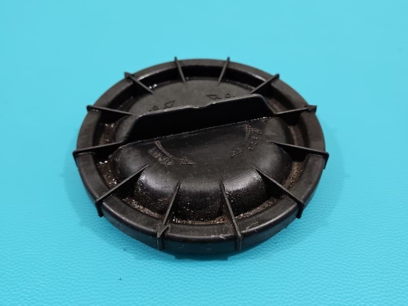 Osłona ZAŚLEPKA PLASTIK Dekiel lampy xenon Opel Insignia A 176229-00