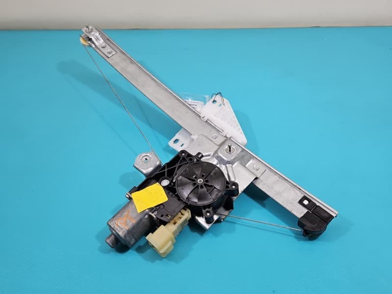 Podnośnik tył prawy SZYBY WINDA 0130822735 6 pin Ford Kuga Mk2 II 13-19 HB