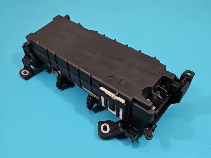 Skrzynka bezpieczników Mercedes W246 A2469066600