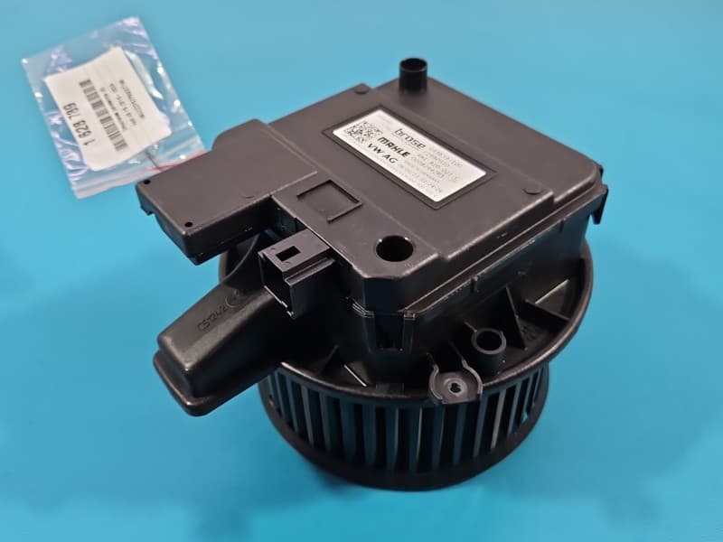 Dmuchawa nawiewu wentylator Audi A5 F5 europa 4M1820021C
