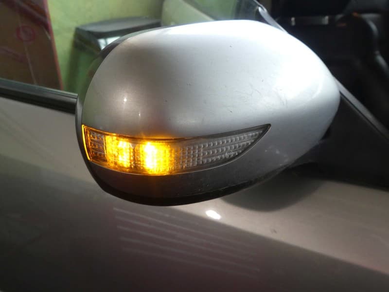Lusterko prawe Subaru Legacy IV 9 pin składane elektrycznie 06-09 srebrny C6Z europa