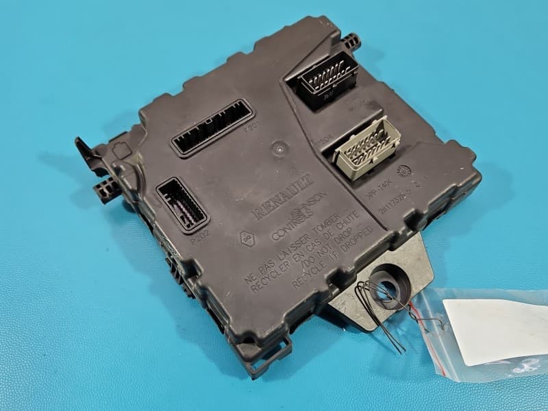 Sterownik moduł BCM Mercedes Citan W415 12- 284B15323R