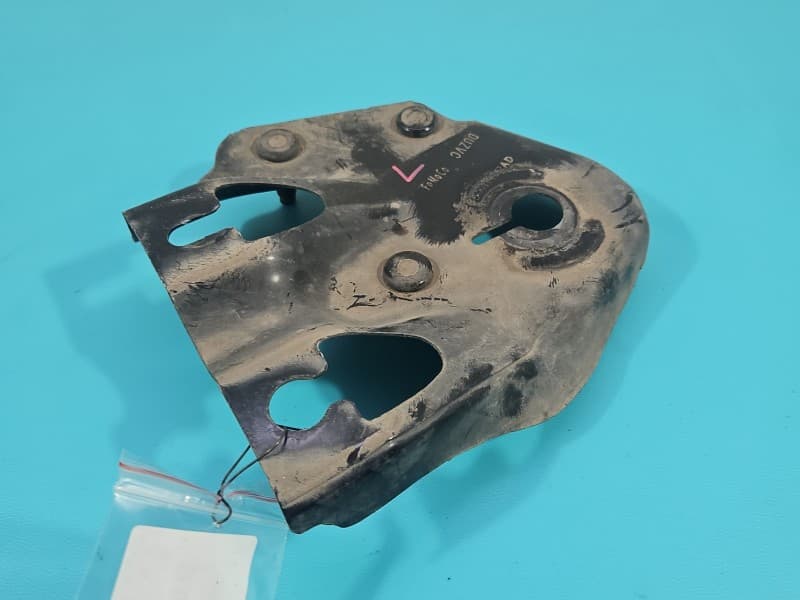 Mocowanie uchwyt wspornik belki silnika lewy Ford Fusion USA 12-20 DG935E052AD