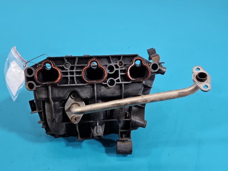 Kolektor ssący Opel Corsa C 1,0 12V