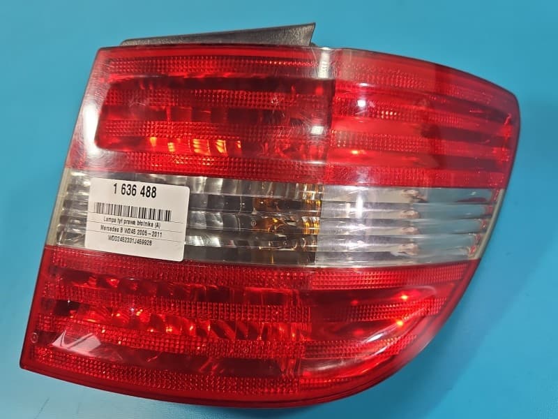 Lampa tył prawa błotnika Mercedes W245 HB EUROPA A1698202664
