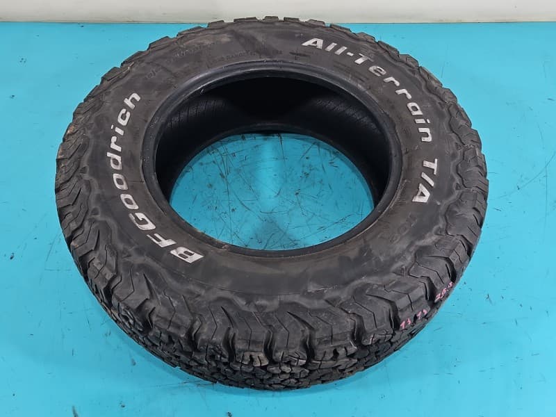 235/70/R16 2017R bfgoodrich all-terrain t/a ko2 BIEŻNIK 9,8MM
