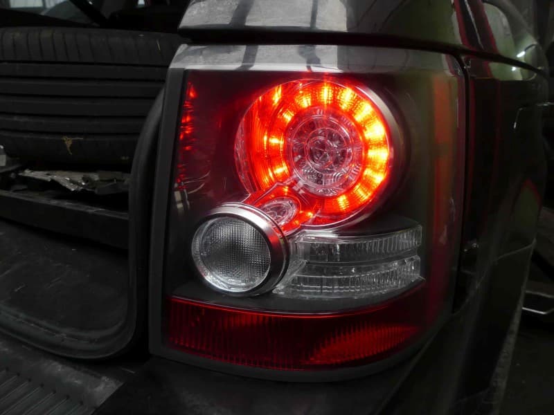 Lampa tył prawa błotnika Land Range Rover sport I L320 HB EUROPA