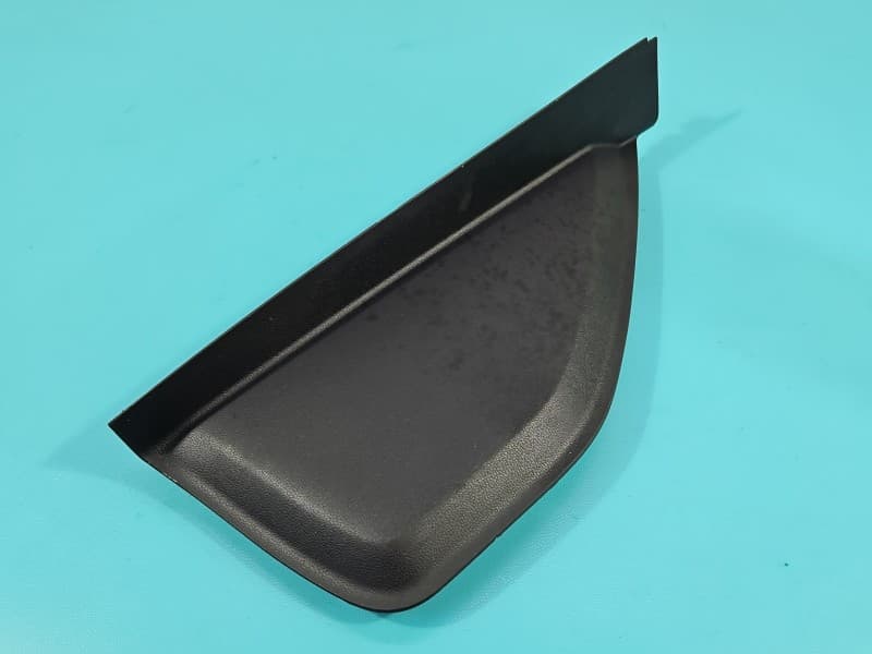 Osłona ZAŚLEPKA PLASTIK deski rozdzielczej prawa MG MG3 24- 11428128