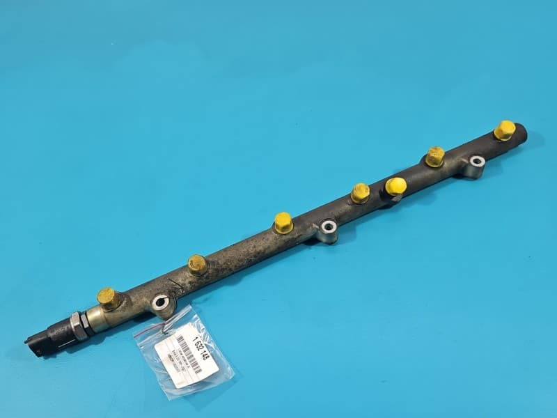 Listwa wtryskowa CZUJNIKI Bmw e39 2,5d 0445216002 0281002475