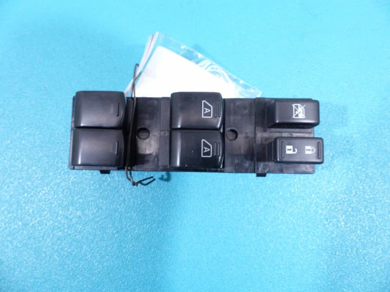 Przełącznik szyb Nissan Maxima A35 09-15 SZYB 4X EU 254019N00E