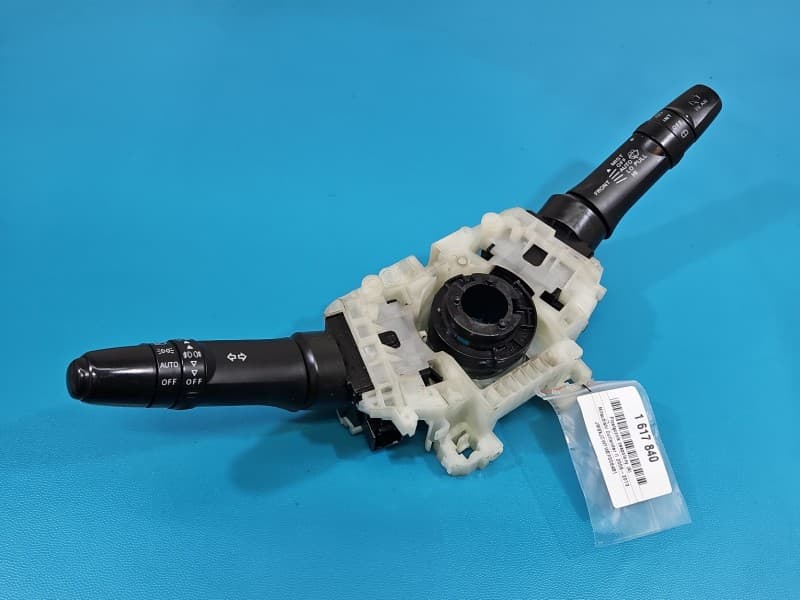 Przełącznik zespolony Mitsubishi Outlander II 06-13 8600A325
