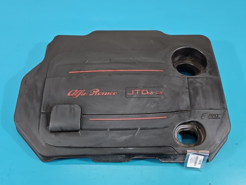 Osłona silnika górna Alfa romeo Giulietta 2,0 jtd 51859542