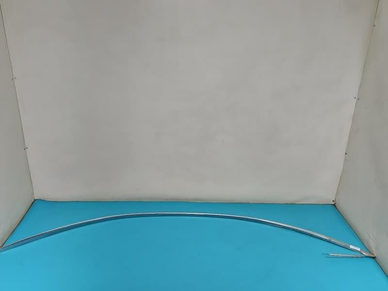listwa nadwozia AUDI A8 D4 4H 4H0853703A nad drzwiami. 245cm LEWA