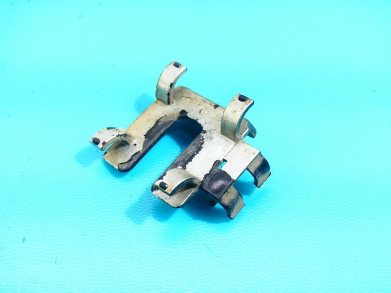 uchwyt mocowanie LEXUS GS III 05-12 89348-44010