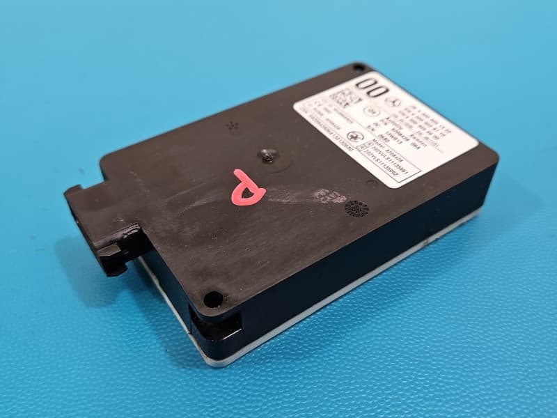 Sterownik moduł Distronic Radar przód prawy Mercedes GL II X166 A0009028710