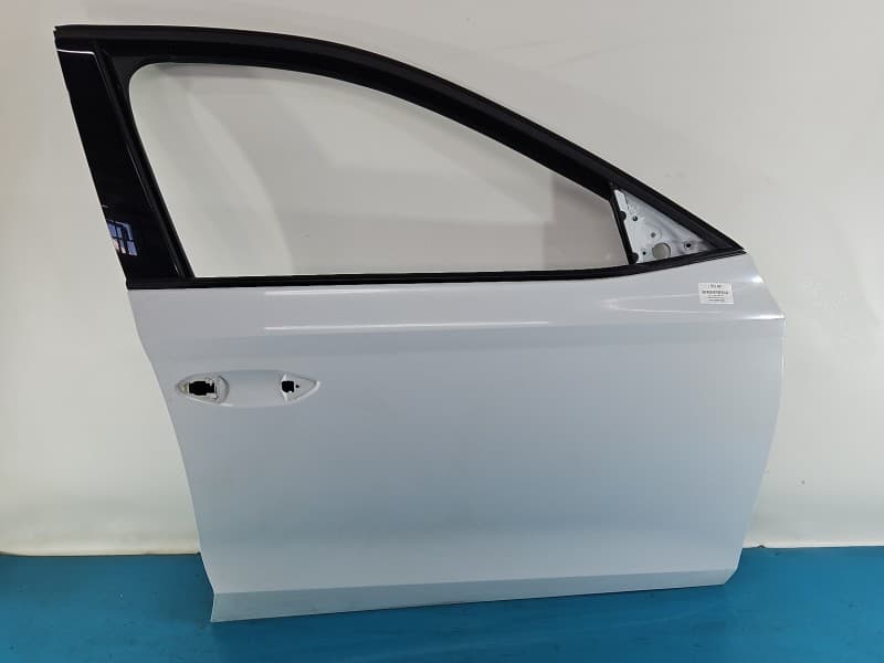 DRZWI PRZÓD PRAWE PASAŻERA Skoda Octavia IV 5d LS9R