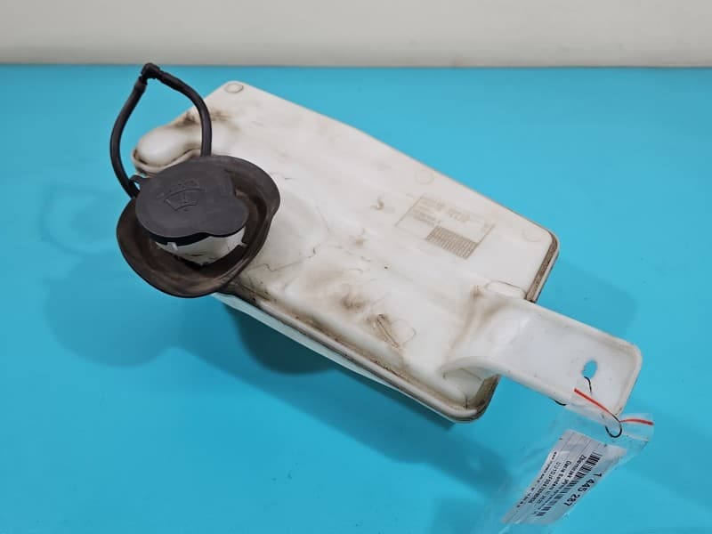Zbiornik Zbiorniczek płynu spryskiwacza Dacia Sandero III 20- 289105984R