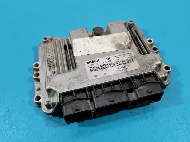 Komputer Sterownik silnika Renault Scenic II 1,9 dci 0281013366 8200601334