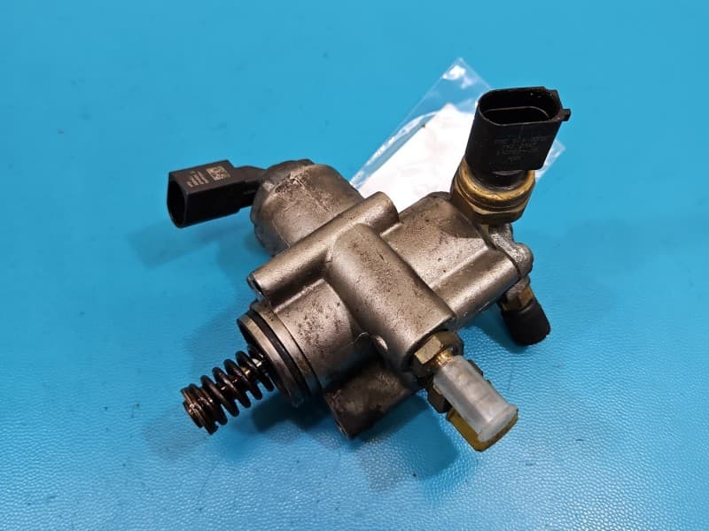 pompka Pompa paliwa Seat Altea 2,0 TFSI 06F127025H