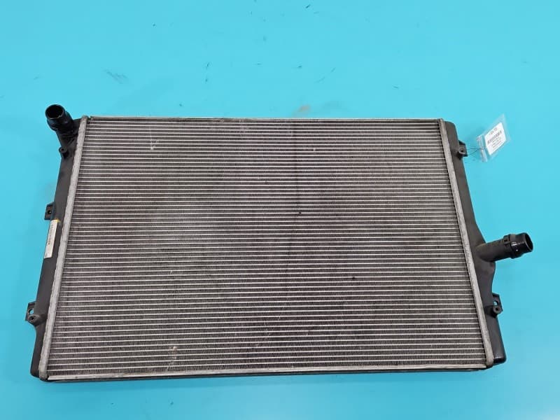 Chłodnica wody Vw Passat CC 2,0 TDI 3C0121253AL