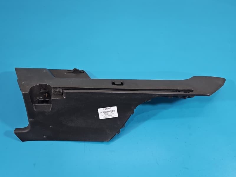 Osłona ZAŚLEPKA PLASTIK z bagażnika Renault Megane IV 799122338R