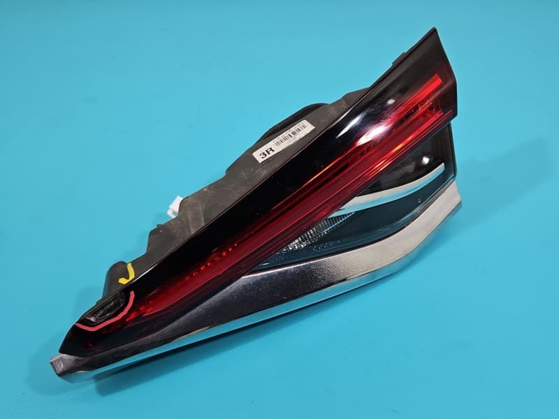 Lampa tył prawa klapy Toyota Corolla E21 19- sedan EUROPA 81580-02C30-00 81580-02C30