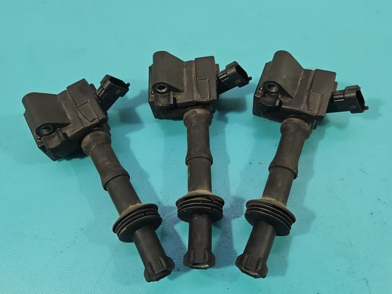 Cewka zapłonowa Peugeot 2008 II 19- 1,2 12V DELPHI 3 elementy 9808653680