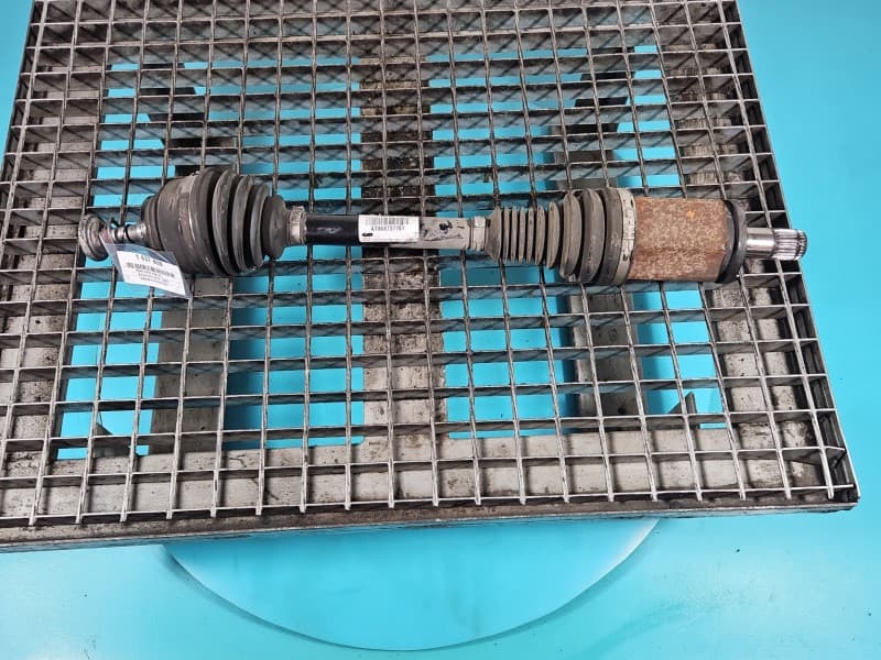 Półoś przód lewa BMW G14 G15 G16 3,0 R6 automat