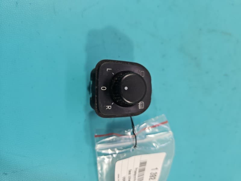 Przełącznik szyb Seat Alhambra II 7N 10- EU 1K0959565J