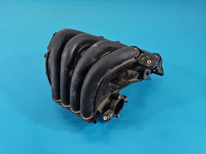 Kolektor ssący Mercedes W245 2,0 8V A2661400001 1029960S01