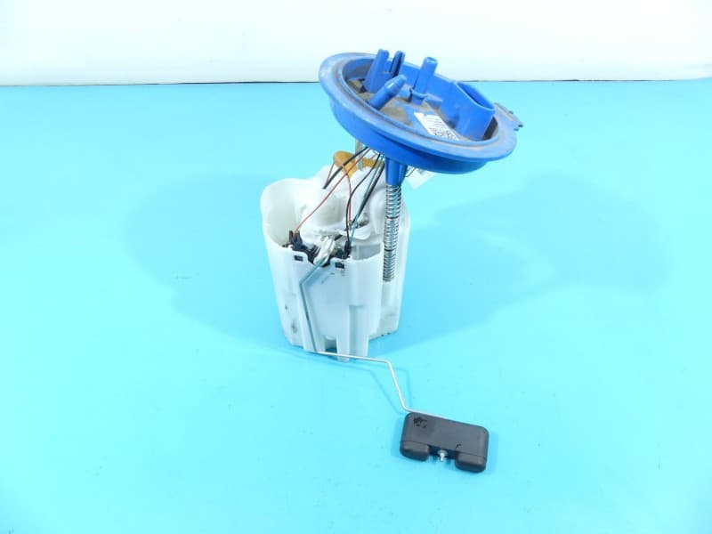 pompka Pompa paliwa Vw Golf VII 1,4 tsi 0580200160 5Q0919051M 5 pin