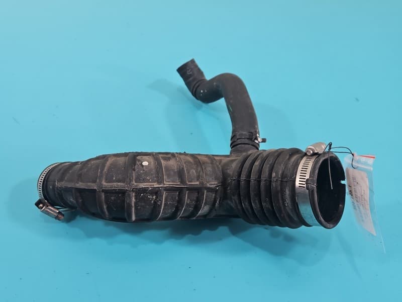 Rura Nissan Juke I F15 10-19 1,2 T 144638449R przewód POWIEETRZA