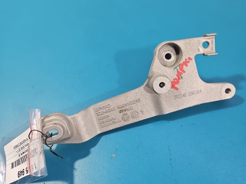 Mocowanie uchwyt Pompki wody Volvo XC40 32249382