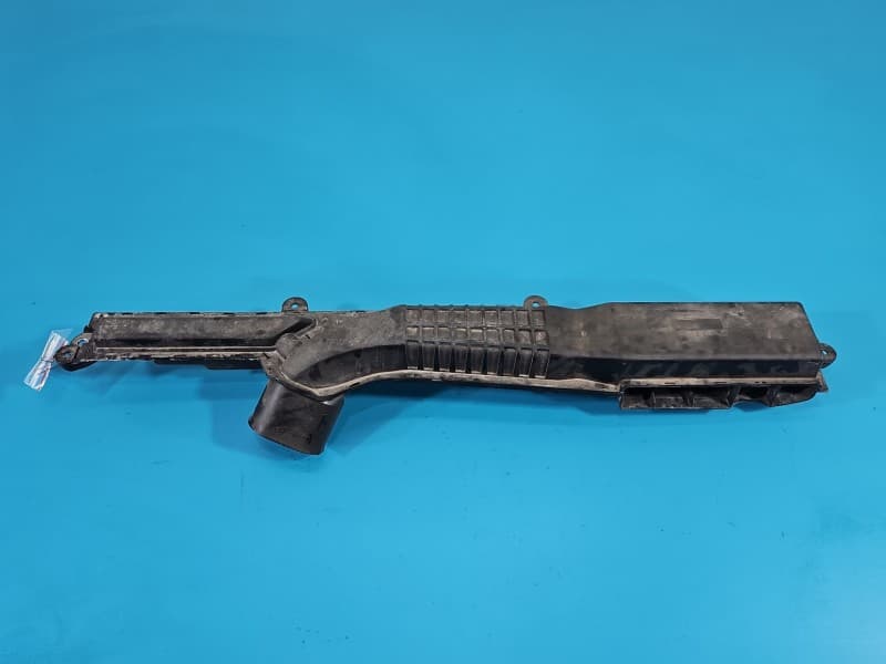 KIEROWNICA Wlot powietrza Toyota C-HR I 16-23 2,0 16V 17751-F2050