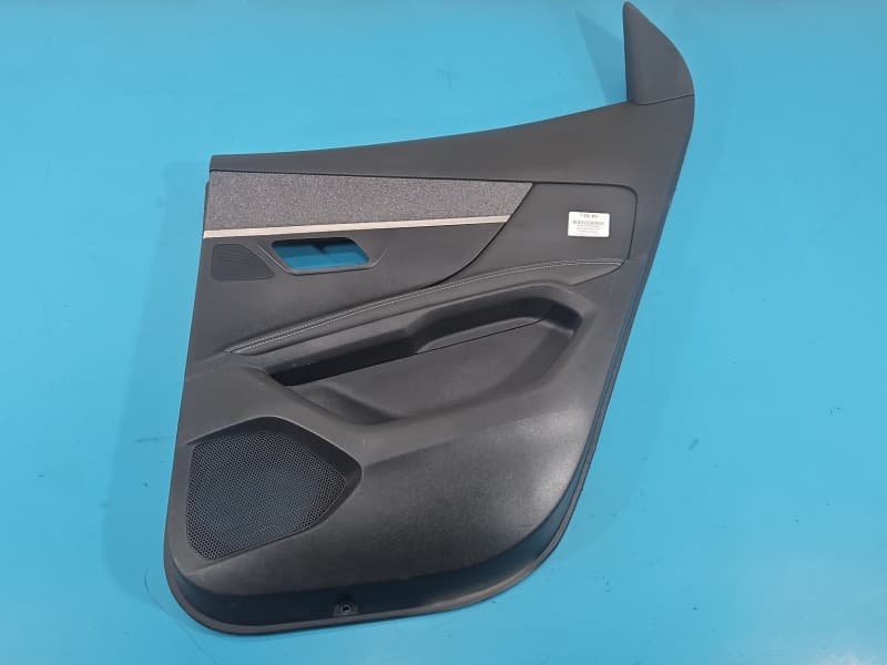 Tapicerka drzwi tył prawa boczek Peugeot 3008 II 16-23 98305886QU