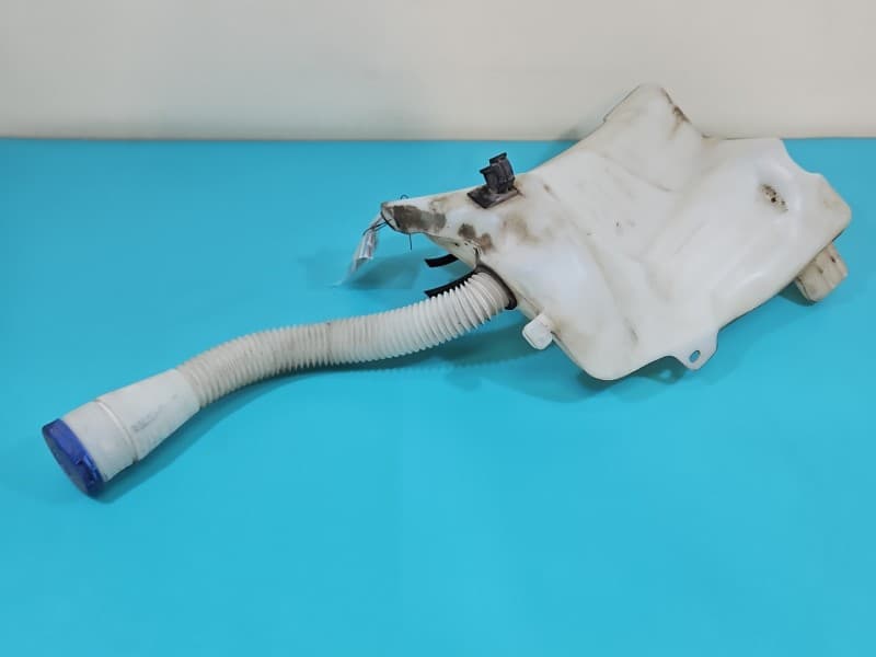 Zbiornik Zbiorniczek płynu spryskiwacza Citroen DS5 11-15 9671317080