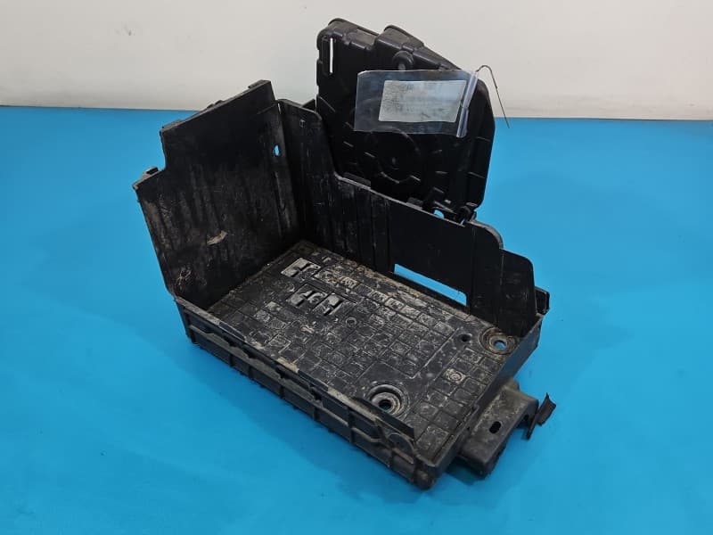 Obudowa akumulatora podstawa Citroen C4 Cactus 14-20 1,6 hdi 9801801080