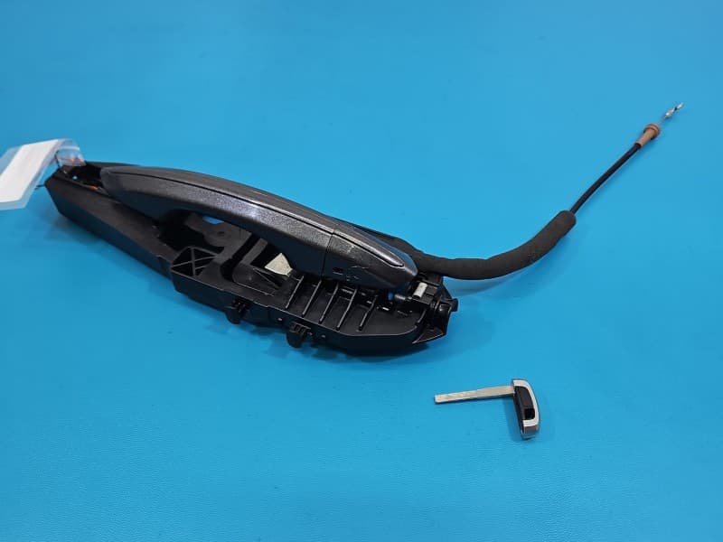 Klamka przód lewa zewnętrzna Ford Mondeo Mk5 ES73-F22465-HC ND
