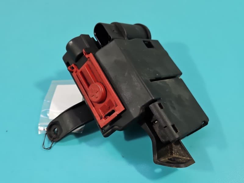 KLEMA INSTALACJA WIĄZKA PLUSOWA PLUS Audi A4 B9 2,0 tdi DET 8W0941824AN 8W0941823
