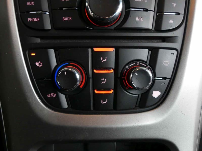Konsola panel nawiewu Opel Astra IV J 1333721