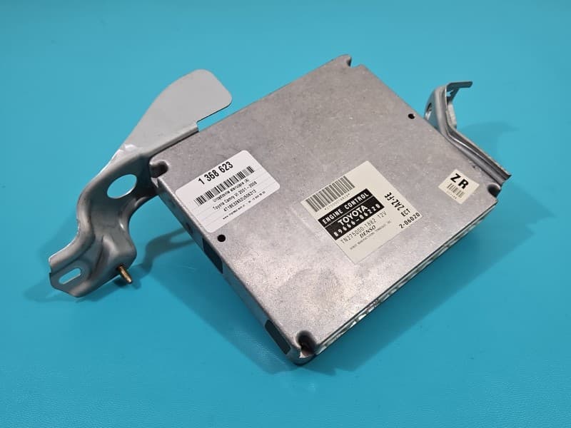 Komputer Sterownik silnika Toyota Camry VI XV30 01- 2,4 VVti 89666-06220