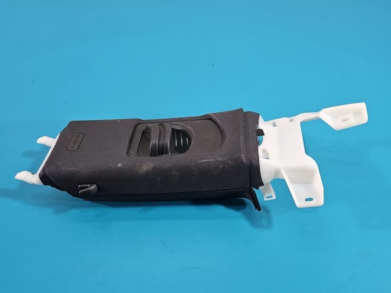 Osłona ZAŚLEPKA PLASTIK Słupka lewa Audi A5 F5 8W6867243