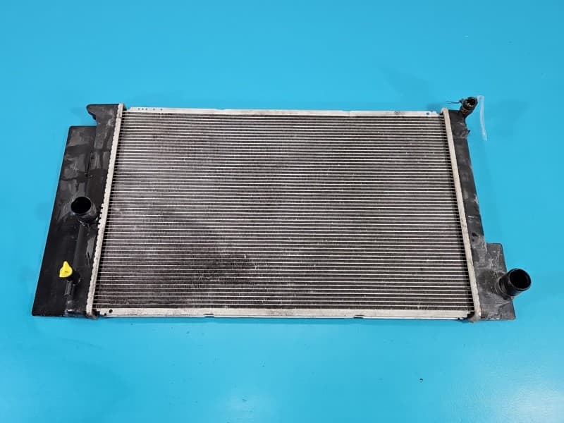 Chłodnica wody Toyota Auris II 1,6 16V 422133-6513