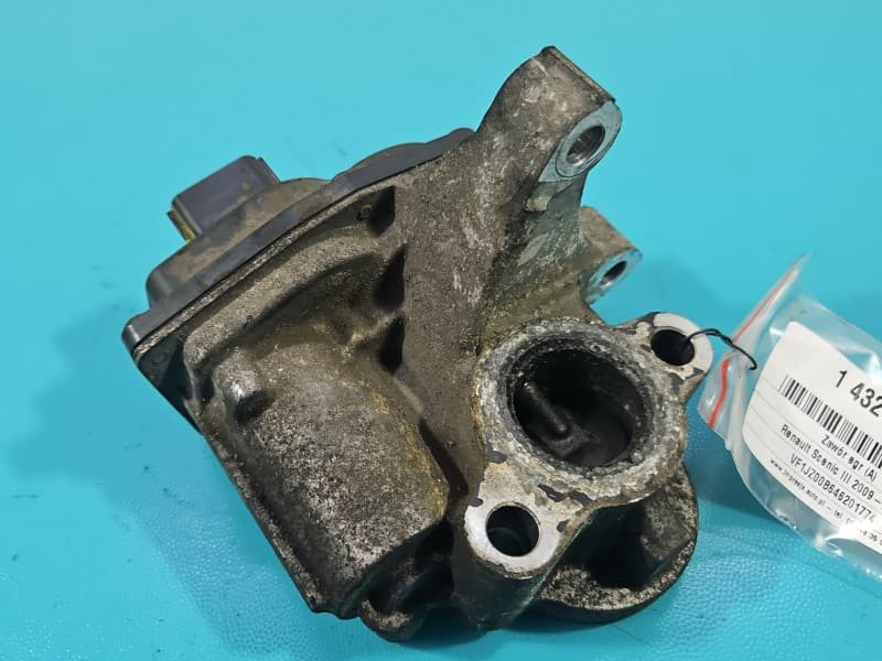 Zawór egr Renault Scenic III 1,6 dci 8201068965 147100789R