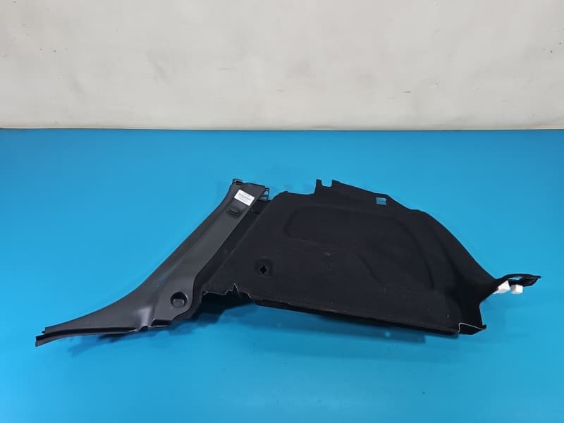 Tapicerka bagażnika prawa boczek INFINITI QX30 H15 16-19 84950-5DA0AY