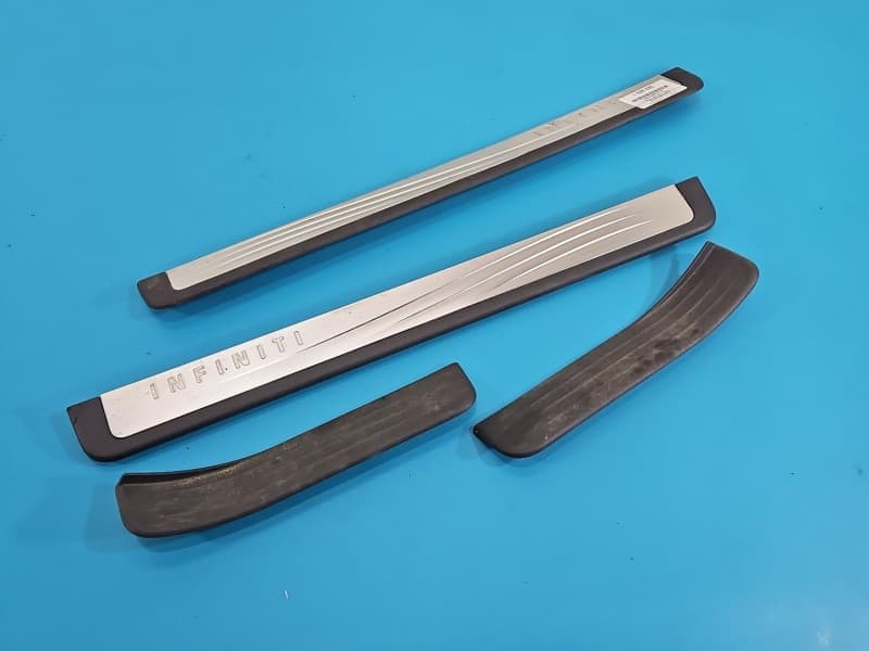 Osłona ZAŚLEPKA PLASTIK RYSY LISTWY OZDOBNE 4 ELEMENTY INFINITI QX50 769B11BA0A 769B31BA0 769B01BA0A 769B21BA0A