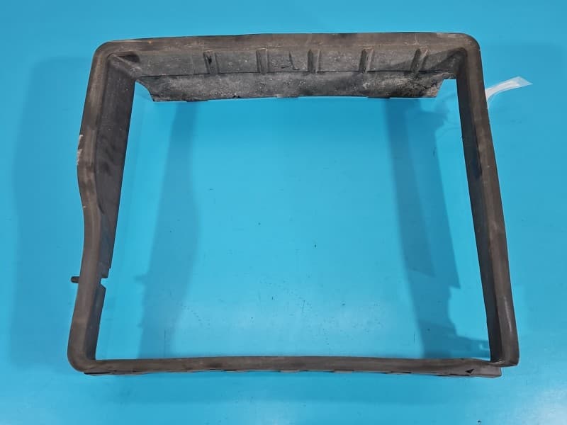 KIEROWNICA Wlot powietrza Renault Espace V 1,6 dci T0000155846