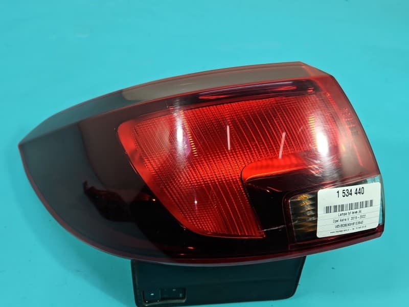 Lampa tył lewa błotnika Opel Astra V K kombi EUROPA 39077374 368158932